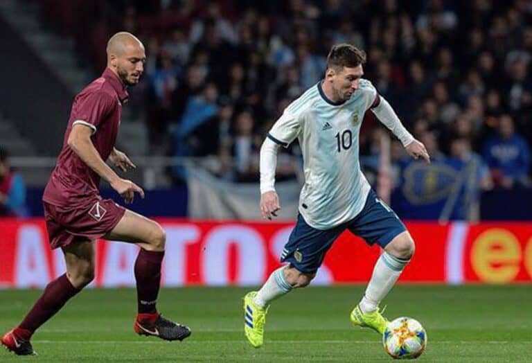 مباراة الأرجنتين وفنزويلا في تصفيات كأس العالم 2022 watanserb.com