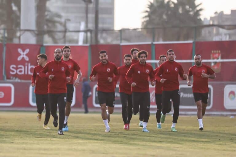 مباراة الأهلي وبيراميدز في قمة الدوري المصري watanserb.com serbapp.com