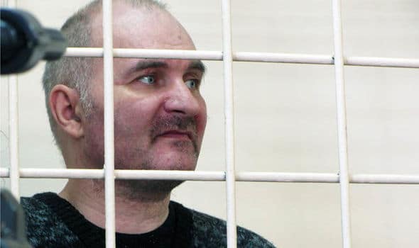  موسكفين خبير في المقابر ومترجم سابق في المخابرات العسكرية