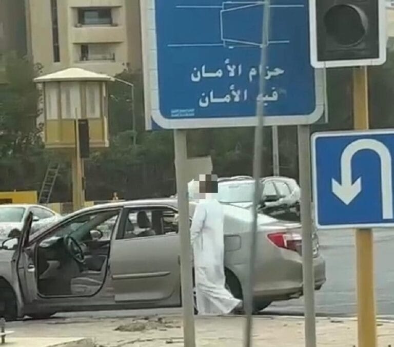 الكويت.. القبض على شاب بسبب فعلته المشينة بالشارع أمام الجميع في نهار رمضان! (فيديو) watanserb.com