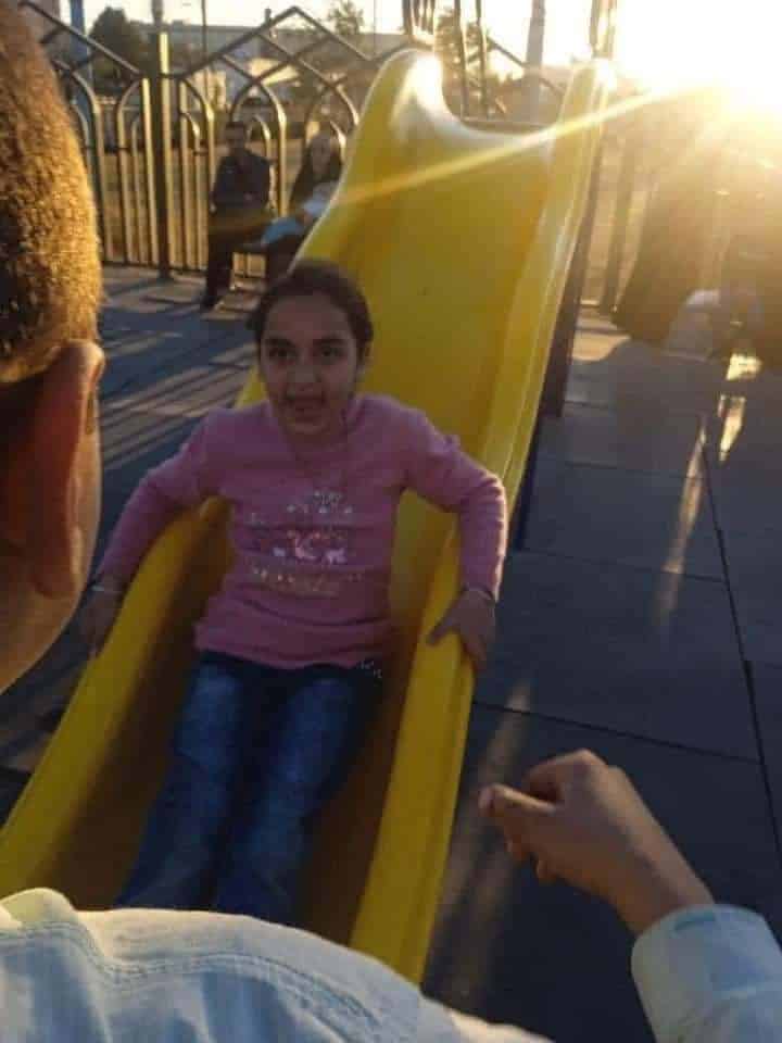 الطفلة زينب