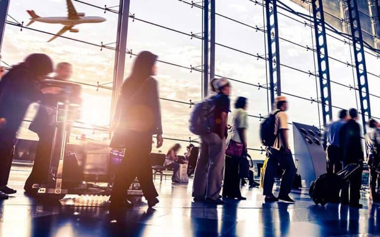 أشياء عليك تجنب شرائها في المطارات watanserb.com