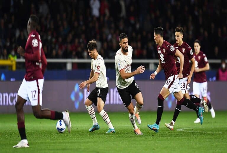 مباراة ميلان وتورينو في منافسات الدوري الإيطالي watanserb.com