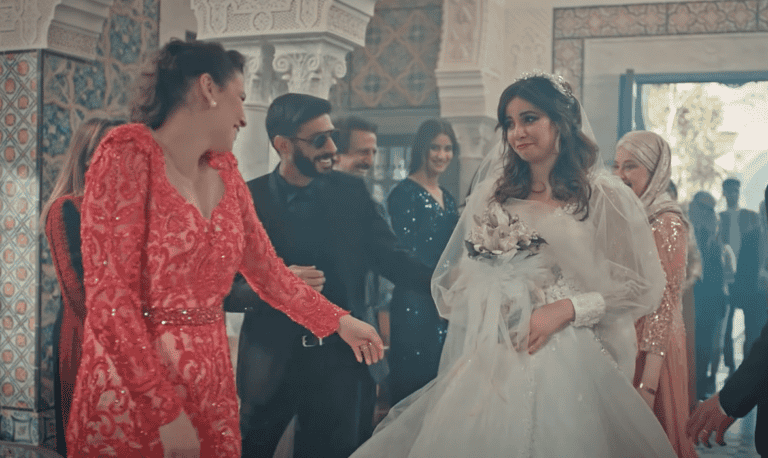 إيقاف عرض مسلسل "حب الملوك" بقرار من السلطات الجزائرية بعد مشاهد خادشة! watanserb.com