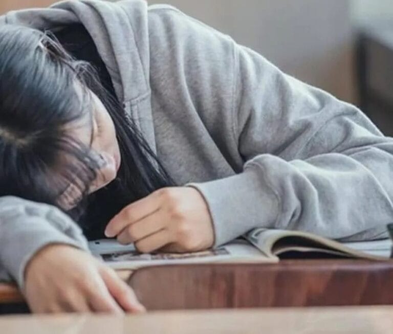 كيف تبقى متحمساً عندما تكون محاطاً بالأخبار السيئة؟ كيف تبقى متحمساً عندما تكون محاطاً بالأخبار السيئة؟ watanserb.com