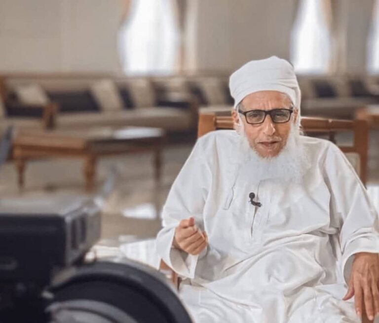مفتي سلطنة عمان الشيخ أحمد الخليلي watanserb.com