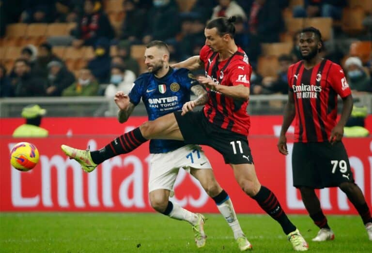 مباراة ميلان وإنتر في قمة ديربي ميلانو 2022