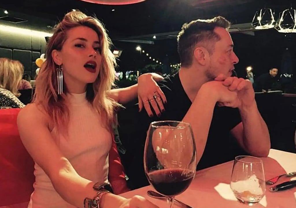 أسرار علاقة إيلون ماسك وآمبر هيرد قبل انفصالهما لا يعرفها كثيرون - وطن | يغرد خارج السرب