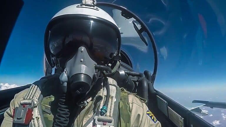 شبح كييف watanserb.com