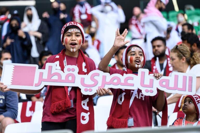 ارتفاع أسعار تذاكر الطيران بين الإمارات وقطر إلى 1900٪ قبل كأس العالم ارتفعت أسعار تذاكر الطيران بين الإمارات وقطر إلى ما يقرب من 1900٪ قبل كأس العالم watanserb.com