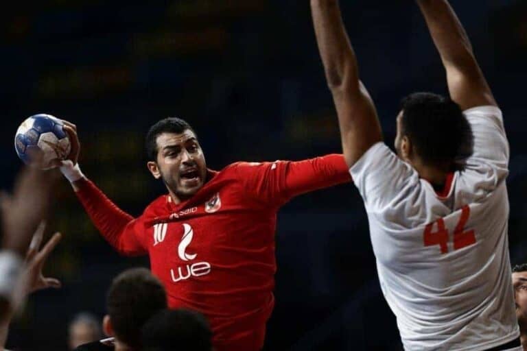 الأهلي المصري لكرة اليد يحصد لقب السوبر الأفريقي بعد فوزه على الزمالك watanserb.com