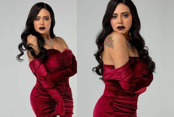 رانيا يوسف تتمايل على أنغام "دلع واتدلع" والفستان بلا حمالات صدر كاد يسقط! (فيديو) watanserb.com