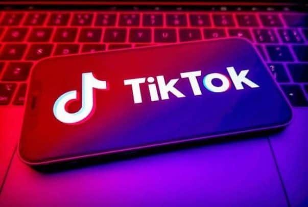 هل ستصبح مشاهدة مقاطع فيديو تيك توك بمقابل مادي؟ موقع التواصل الاجتماعي تيك توك watanserb.com