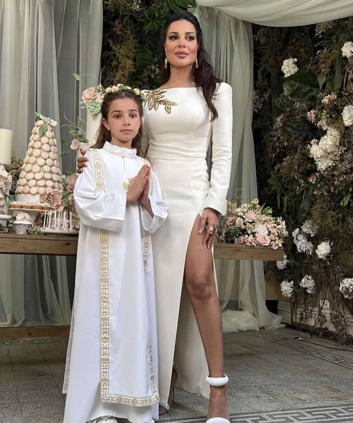 نادين نسيب نجيم وابنتها 