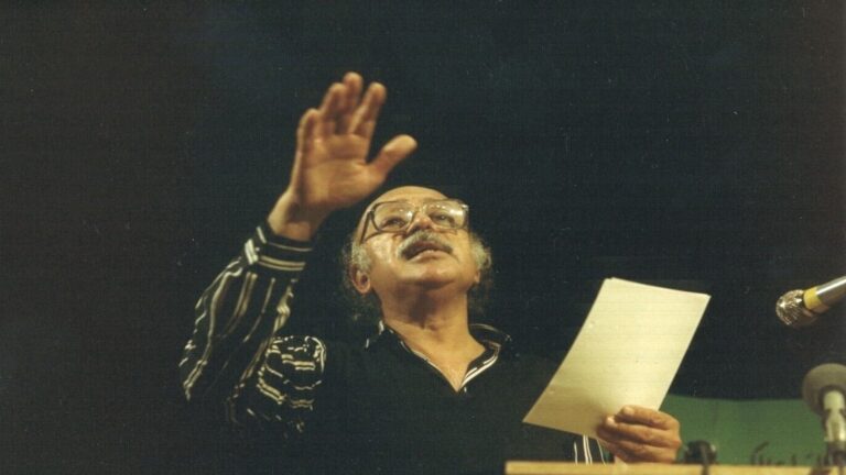 وفاة الشاعر مظفر النواب watanserb.com