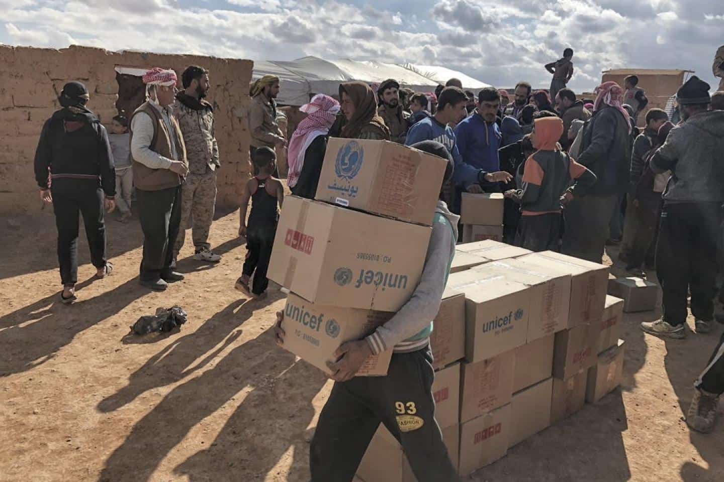 قافلة غذائية مخيم الركبان