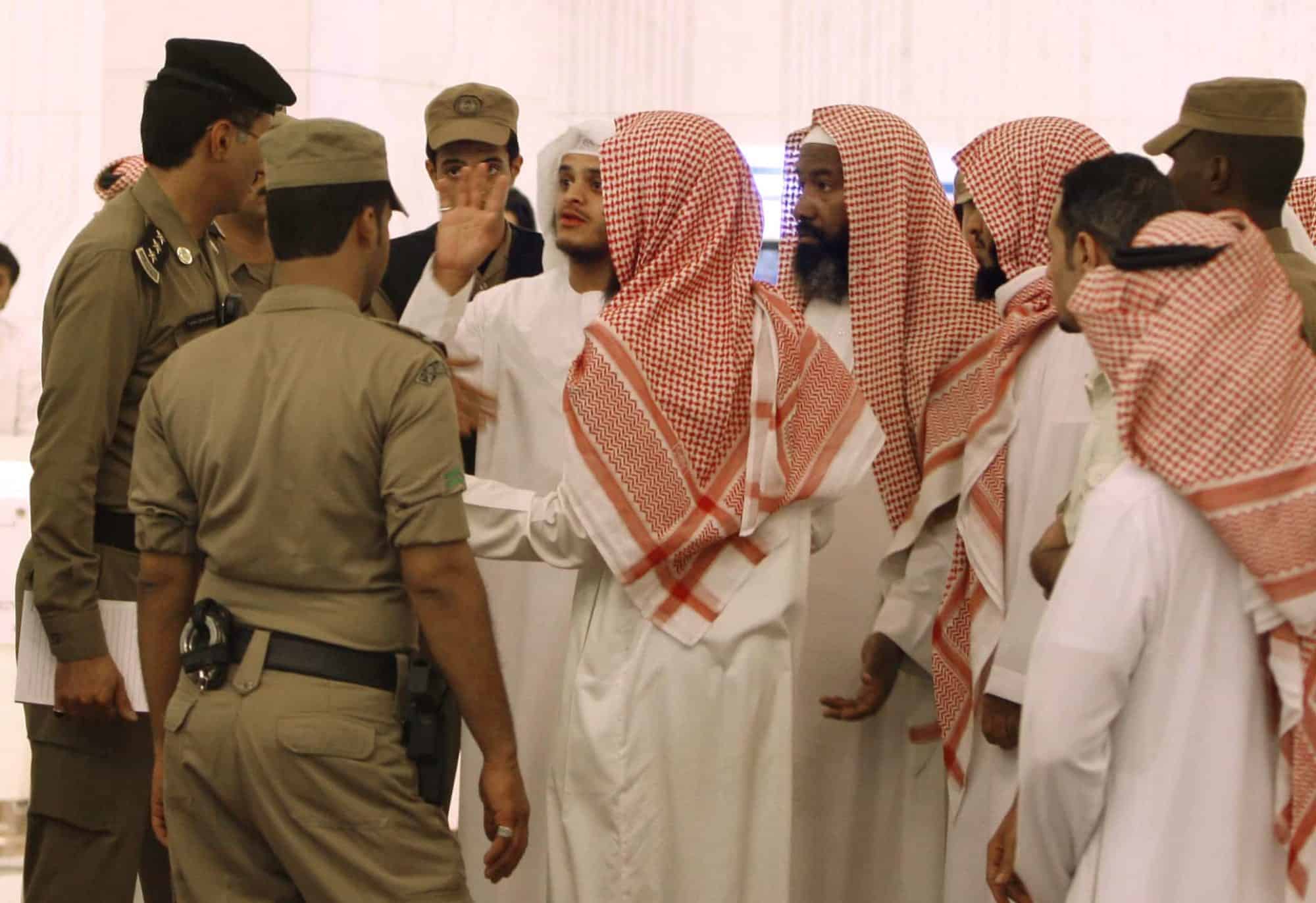 اعتقال رئيس محكمة الاستئناف الجزائية في السعودية والتحقيق معه لأسباب غامضة اعتقال رئيس محكمة الاستئناف الجزائية watanserb.com