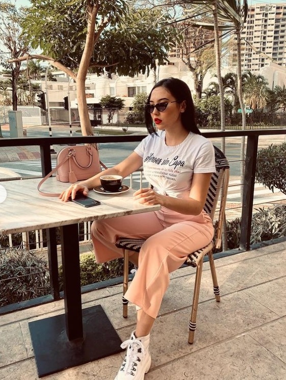 فيكتوريا ميرلانو