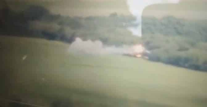 الدفاعات الأوكرانية تصطاد مروحية روسية في الهواء وتحولها لكتلة لهب الدفاعات الأوكرانية تصطاد مروحية روسية watanserb.com