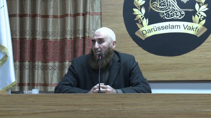 الحج ليس آمنا.. اعتقال داعية سوري شهير داخل الحرم المكي بسبب الدعاء على بشار الأسد اعتقال الشيخ عبدالعليم عبدالله watanserb.com