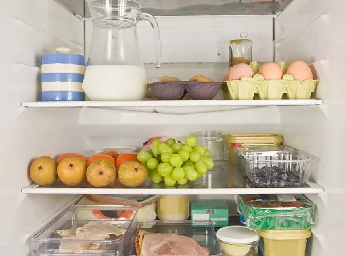 البيض المطبوخ يبقى لمدة 7 أيام في الثاجة دون أن يفسد