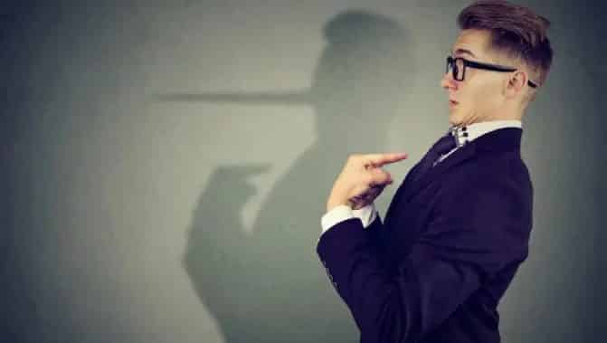 الرجال يكذبون أكثر من النساء watanserb.com