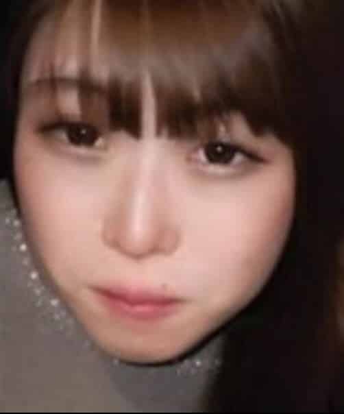 النجمة الإباحية اليابانية رينا أرانو