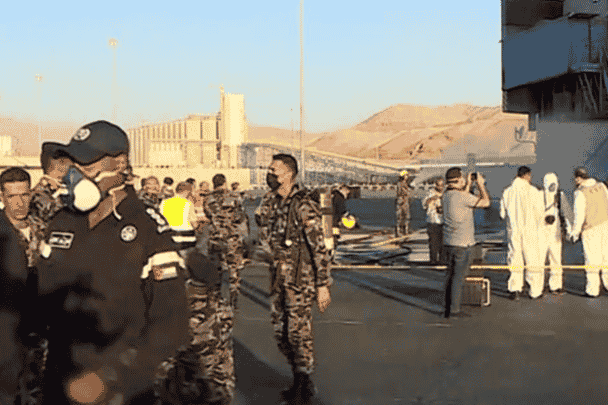 رعب في العقبة وأوامر للمواطنين بإغلاق النوافد والمستشفيات وصلت طاقتها القصوى (فيديو) انتشار غاز في العقبة watanserb.com