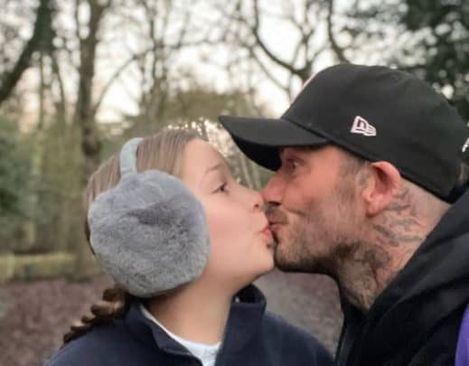 اكتشف لماذا يجب ألا تقبل أطفالك على الفم، وفقًا لعلماء النفس دافيد بيكهام يقبل ابنته هاربر watanserb.com