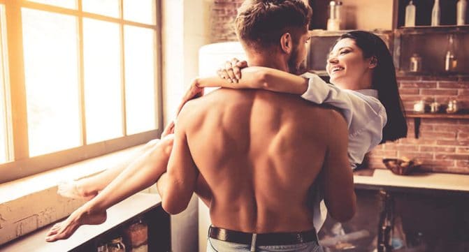 دراسة حديثة النساء يفضلن رجالا ببنية عريضة watanserb.com