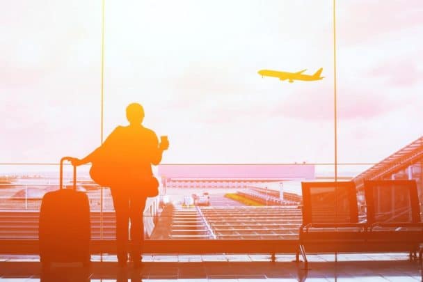 احتيال شركات الطيران وخدمات الحجز في الإمارات watanserb.com