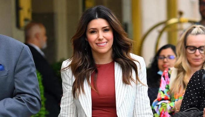 كاميل فاسكيز محامية جوني ديبwatanserb.com