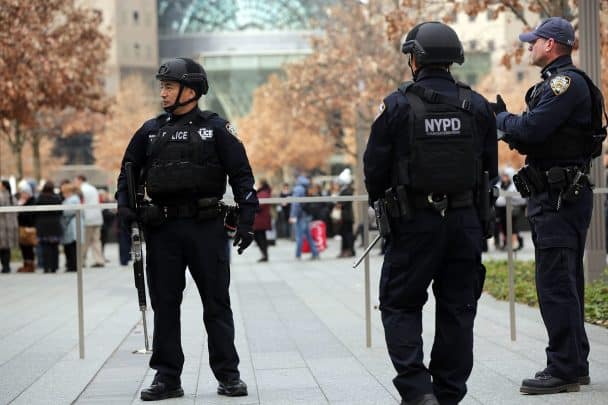 سرقة قس داخل كنيسة watanserb.com