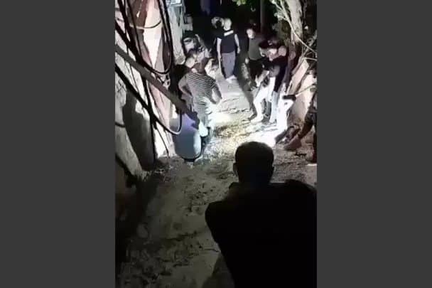 فلسطيني يقتل والده watanserb.com