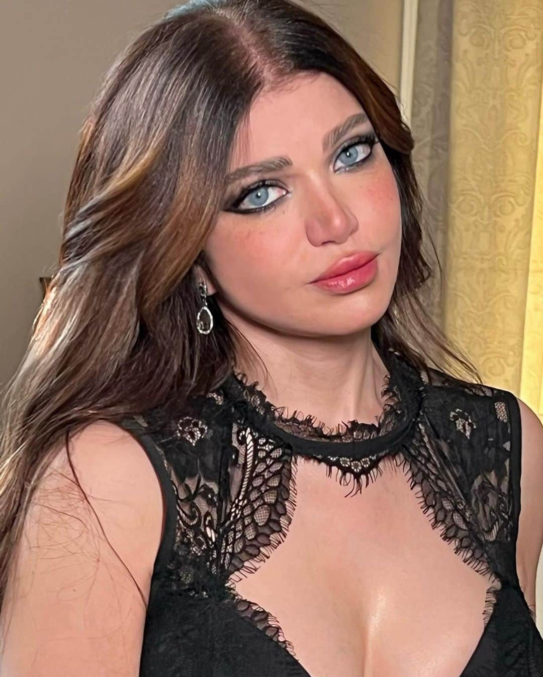 ياسمين الخطيب 