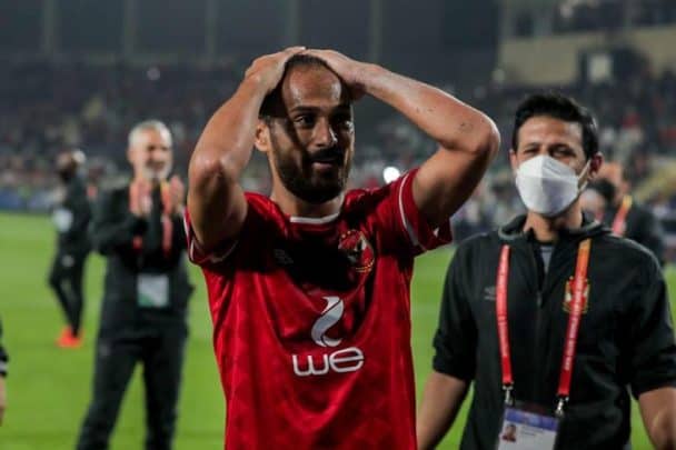 وليد سليمان يعتزل كرة القدم بعد مسيرة عطاء وإنجاز طويلة مع الأهلي watanserb.com