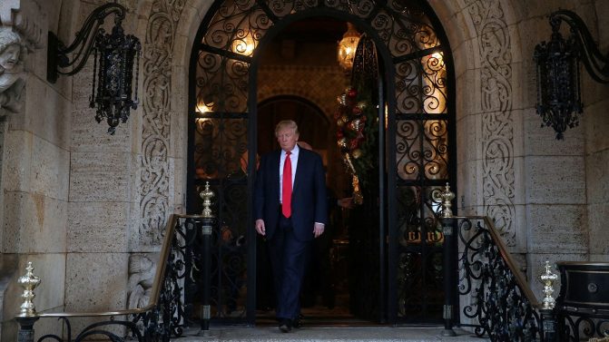 اقتحام منزل ترامب watanserb.com