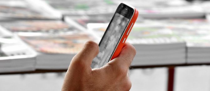 تأثير الهواتف الذكية على العقل watanserb.com