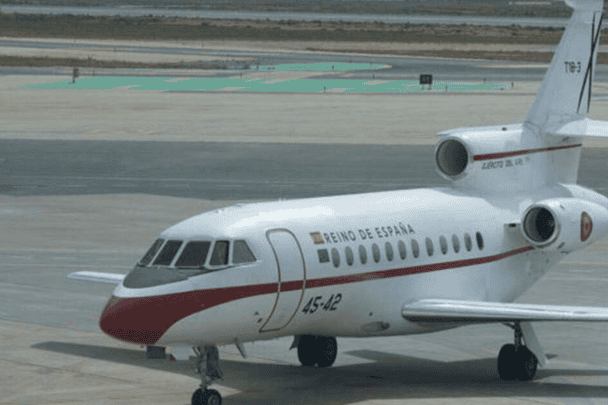 مسؤول إسباني قام برحلة سرية إلى الجزائر وتفاصيل خطيرة مسؤول إسباني في الجزائر watanserb.com