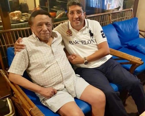 عادل إمام يقلب السوشيال ميديا بأحدث صورة متداوَلة.. وهذه كواليسها! (شاهد) عادل إمام يقلب السوشيال ميديا بأحدث صورة متداولة.. وهذه كواليسها! (شاهد) watanserb.com