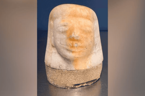 قطعة أثرية مسروقة من مصر watanserb.com