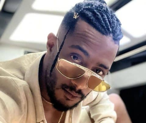 محمد رمضان يوزع سلاسل ذهب بشكل عشوائي على جمهوره يوم الجمعة المقبل! watanserb.com