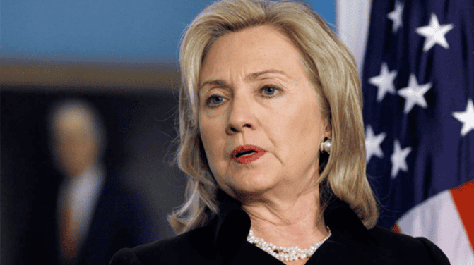 هيلاري كلينتون تنشر صورتها وهي ترقص في ملهى ليلي (شاهد) رقص هيلاري كلينتون في ملهى ليلي watanserb.com