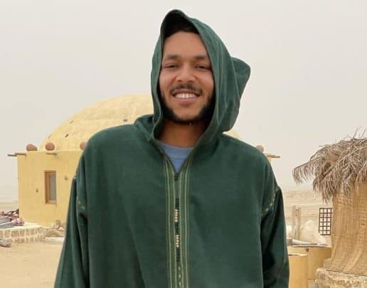 ويجز يعترض على الشرط الوحيد لحفله في الأردن: " إلبس واقلع اللي إنت عايزه"! watanserb.com