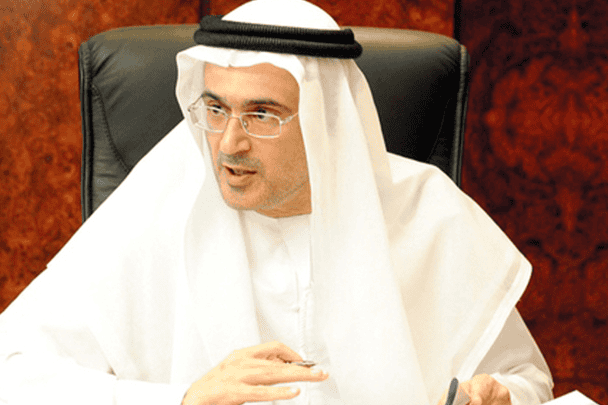 كاتب إماراتي يشكك في القرآن الكريم watanserb.com