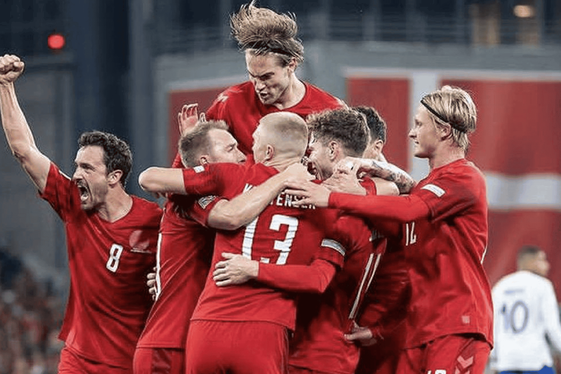 “منتخب الدنمارك غير مرحب به”.. وسم يجتاح “تويتر” وتفاعل عربي نصرة لقطر منتخب الدنمارك watanserb.com