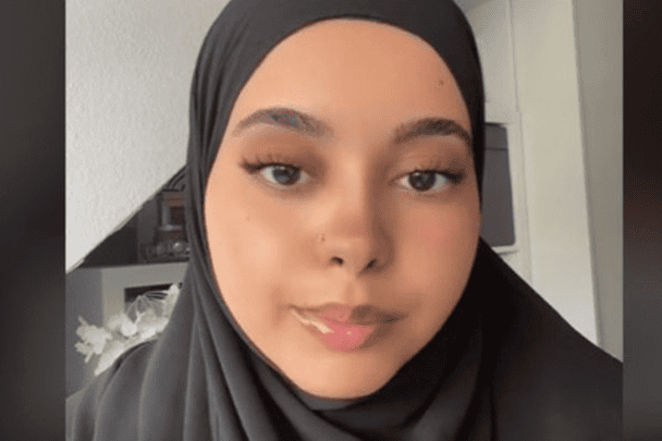 سياح فرنسيون يهاجمون شابة مغربية watanserb.com