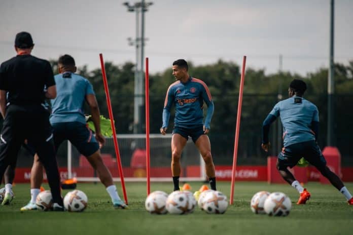 تشكيلة أرسنال ضد مانشستر يونايتد watanserb.com