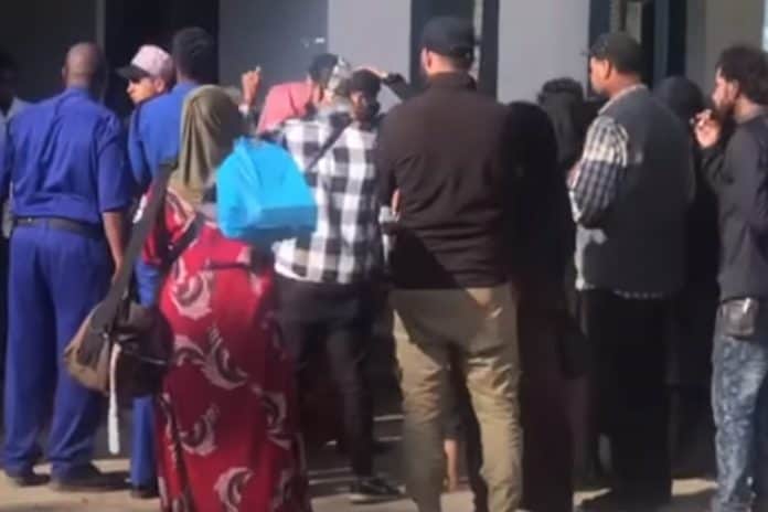 القبض على 40 سائحا أردنيا في كينيا watanserb.com