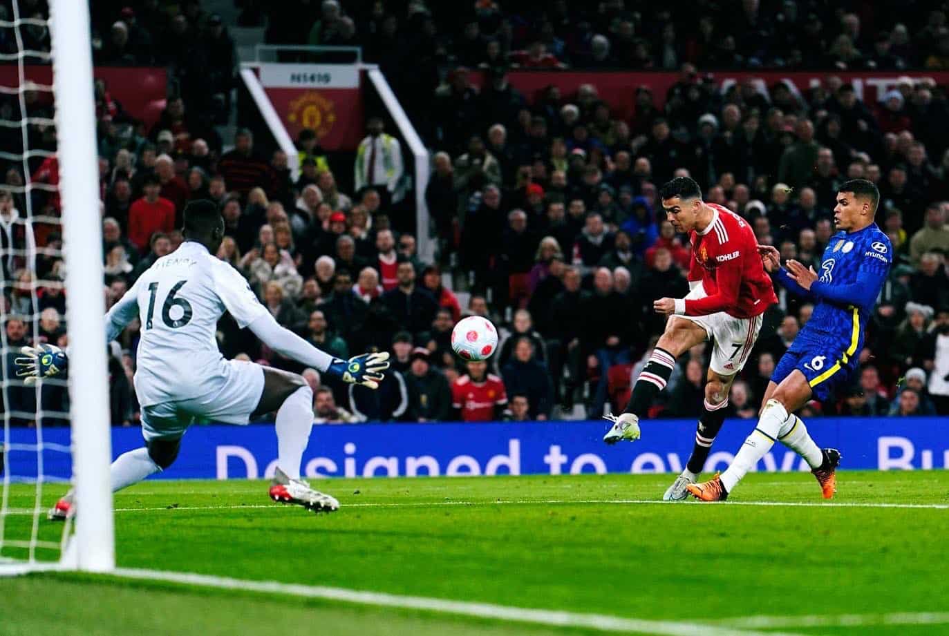 تراجع كبير على قيمة رونالدو التسويقية.. كم بلغ سعره؟! تراجع على قيمة رونالدو السوقية watanserb.com